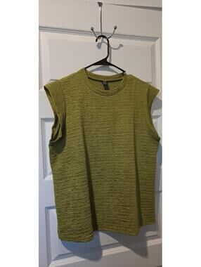 Shein Sleeveless Textured Knit Top in Olive Green